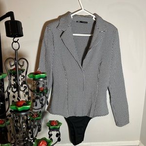 ZARA FORMAL BLAZER BODYSUIT BLACK AND WHITE SIZE L